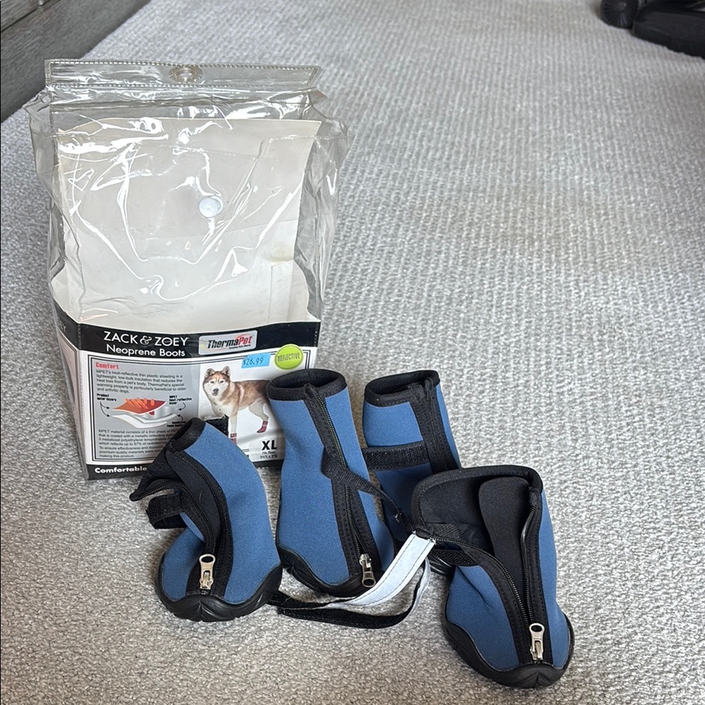 Zack & Zoey Black and Blue Neoprene Boots